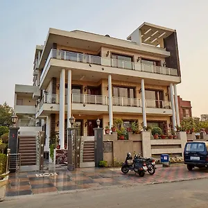 Bed & Breakfast Kapoor Residency, Delhi (National Capital Territory of India)